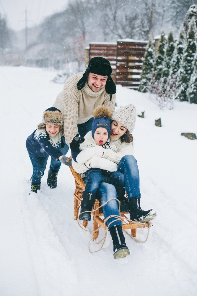 Best Snow Games to Play with Kids Best Snow Games to Play with Kids