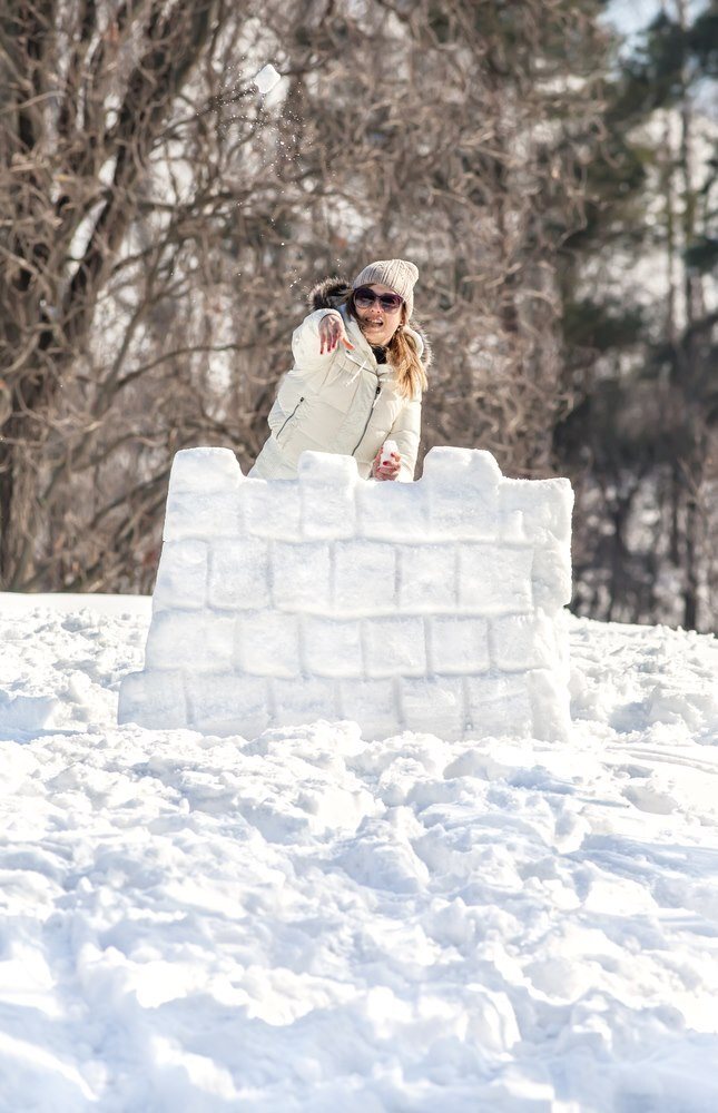 Best Snow Games to Play with Kids Best Snow Games to Play with Kids