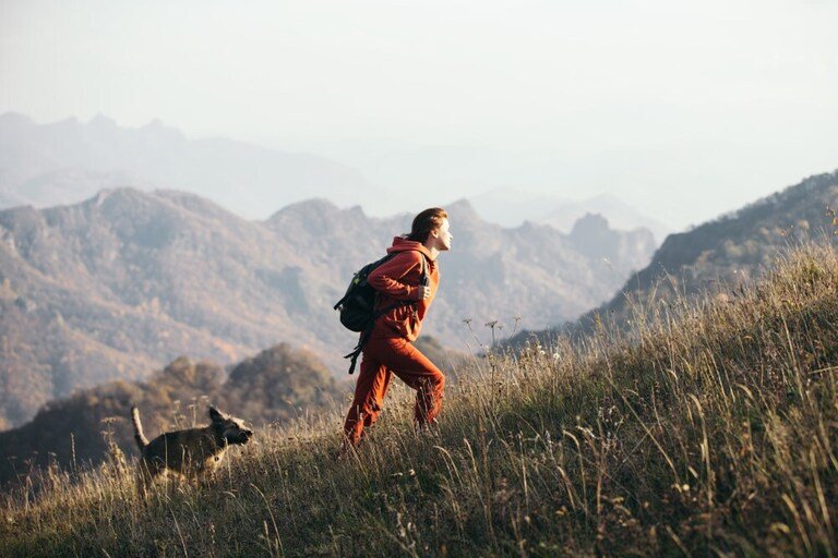 Easy Tweaks To Burn More Calories on Your Walk Easy Tweaks To Burn More Calories on Your Walk