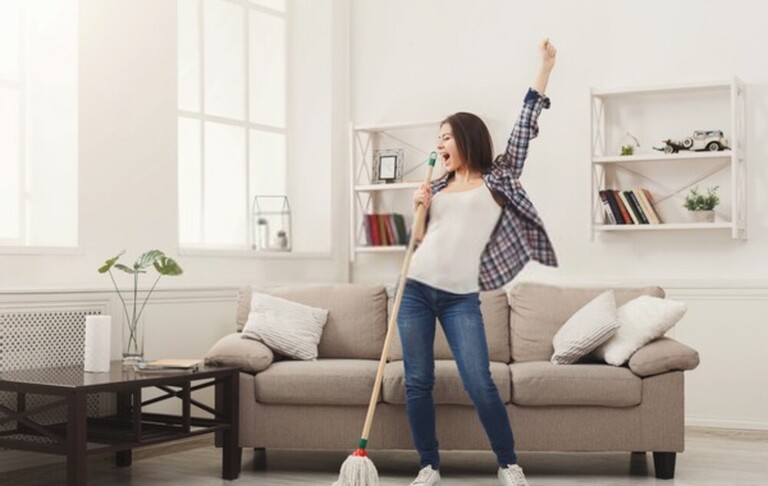 How To Hold Your Breath Longer Underwater While Swimming? How To Hold Your Breath Longer Underwater While Swimming?